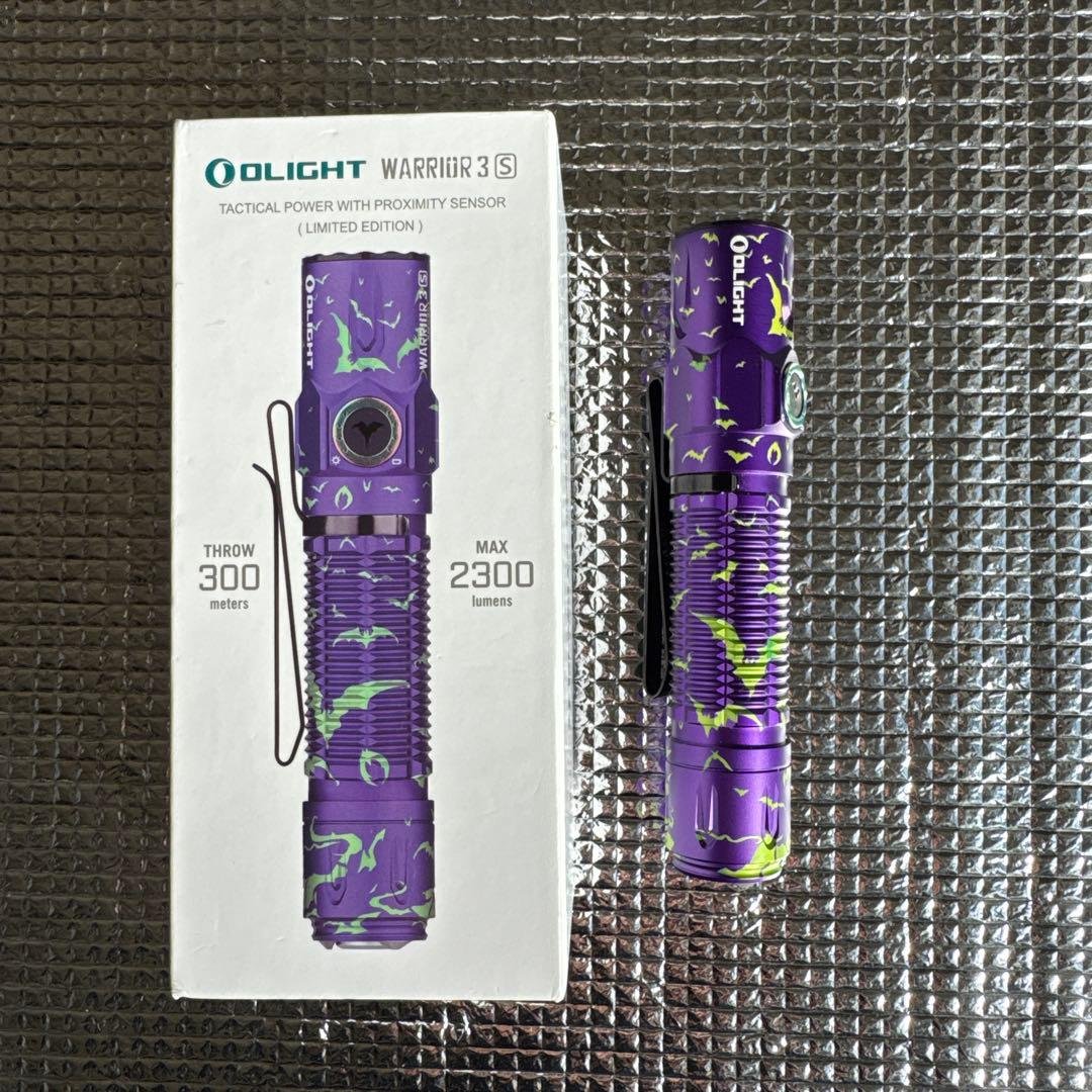 Olight Warrior 3S 懐中電灯 限定版